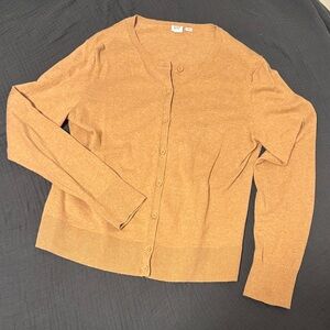 GAP Women's Cardigan in Rich Brown